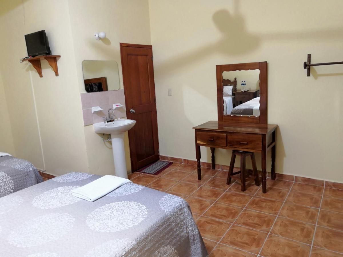 Nicte-Ha Hotel Xpujil Bagian luar foto