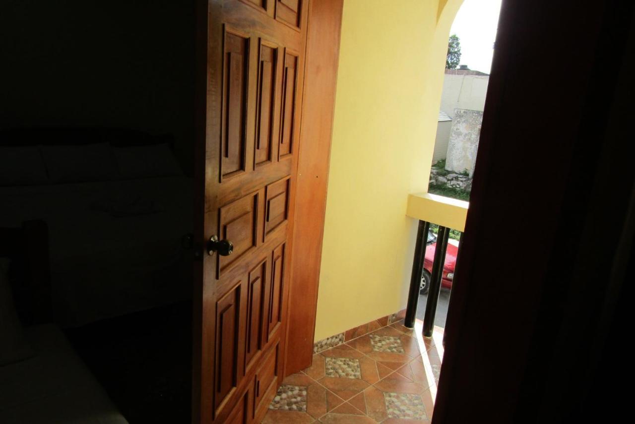 Nicte-Ha Hotel Xpujil Bagian luar foto