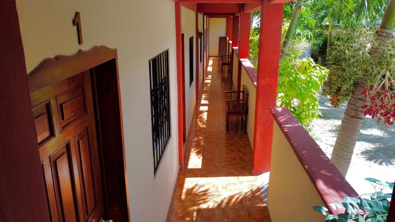 Nicte-Ha Hotel Xpujil Bagian luar foto