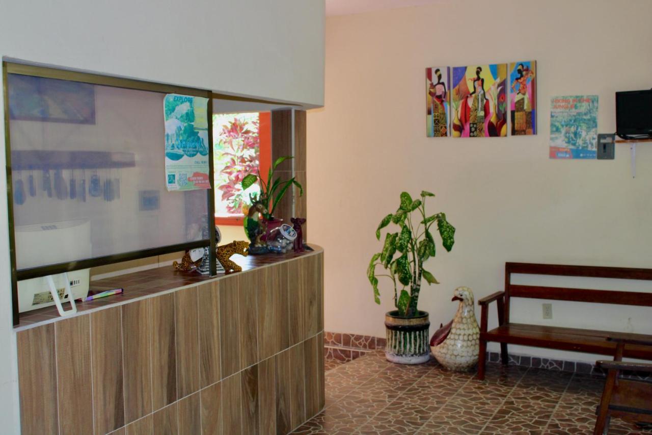 Nicte-Ha Hotel Xpujil Bagian luar foto